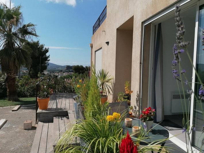 Appartement de vacances pour 2 personnes, avec terrasse et jardin