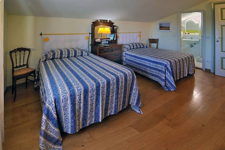 Apartamento entero, Granaio Apartment - 2 bedrooms + 2 bathrooms in Sarteano, Chianti