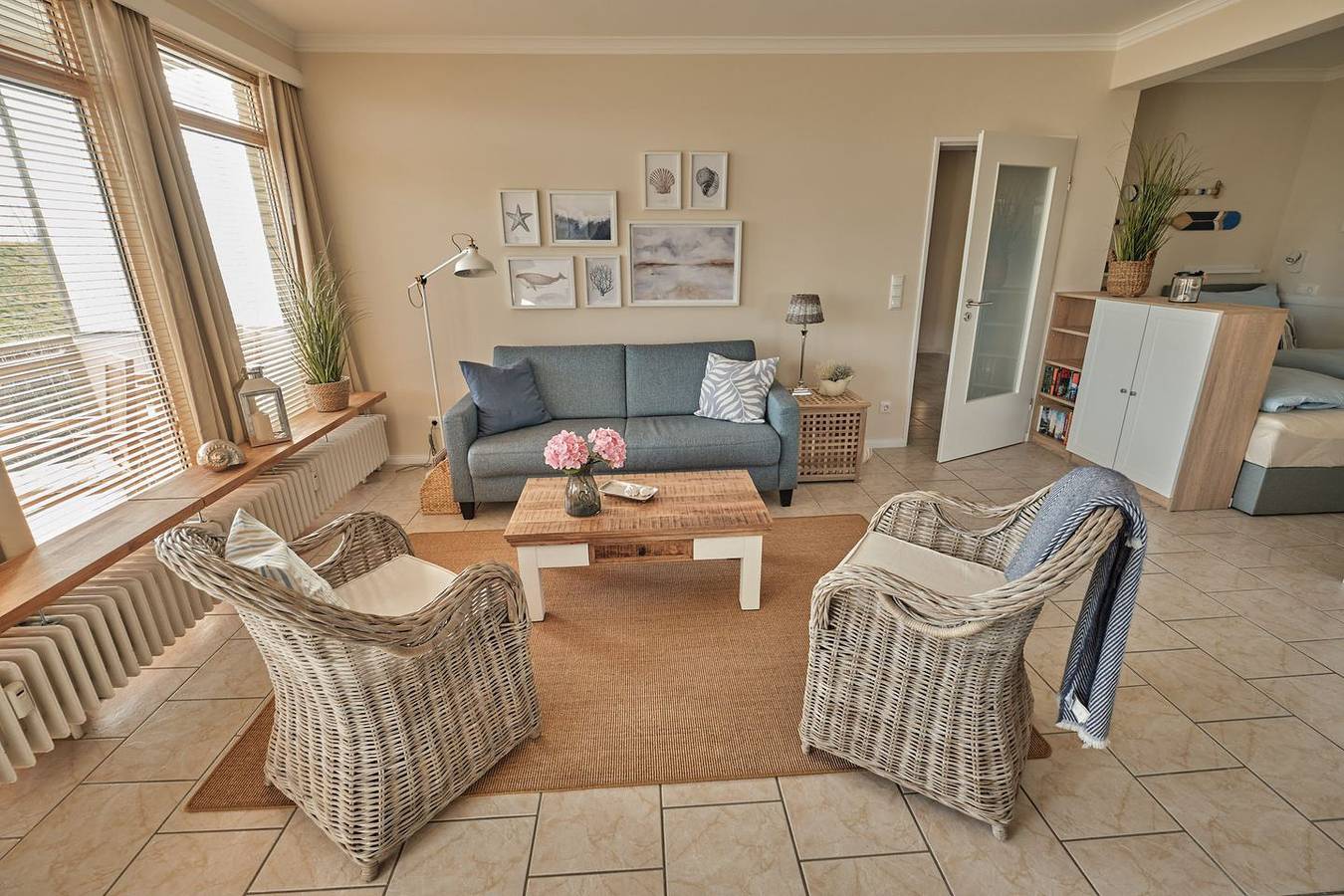 Ganze Wohnung, Gemütliches Apartment am Strand mit Parkplatz und Balkon in Grömitz, Ostholstein