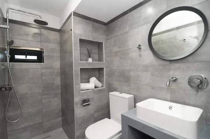 Gîte pour 3 personnes, avec terrasse et jardin dans Vathy - 4