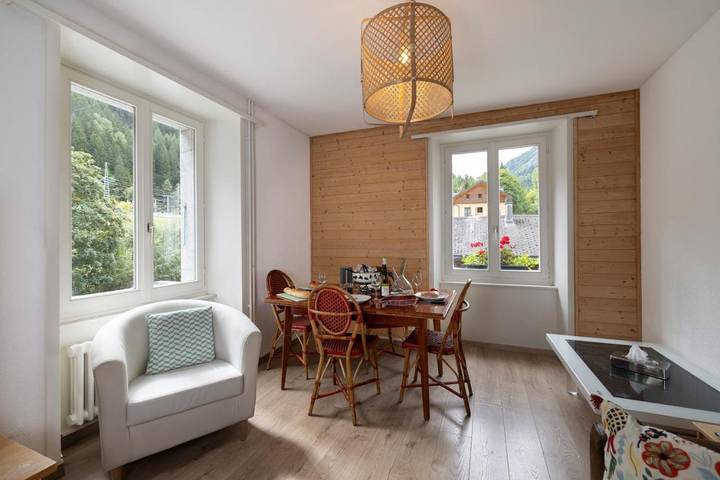 Gîte pour 6 personnes, avec vue, animaux acceptés à Finhaut - 3