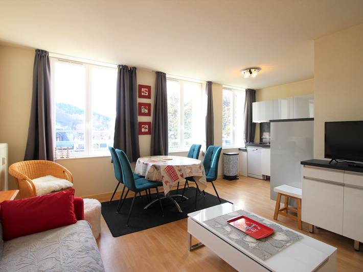 Appartement entier, La Bourboule: Appartement T2 bis pour 5 pers, 49m², avec Wifi in La Bourboule, Parc naturel régional des Volcans d'Auvergne