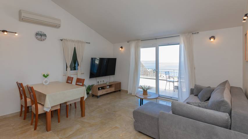 Villa Šestic-Makarska by Villas Guide in Tučepi, Makarska Riviera