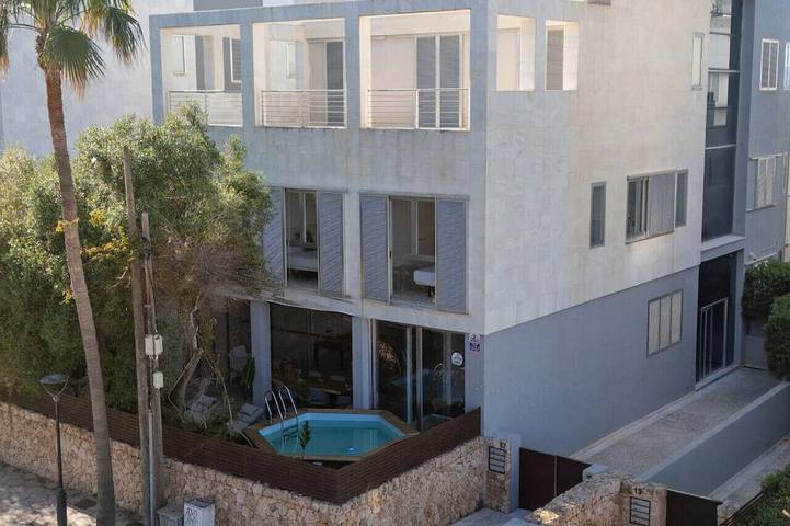 Gîte pour 12 personnes, avec Piscine à Ses Salines