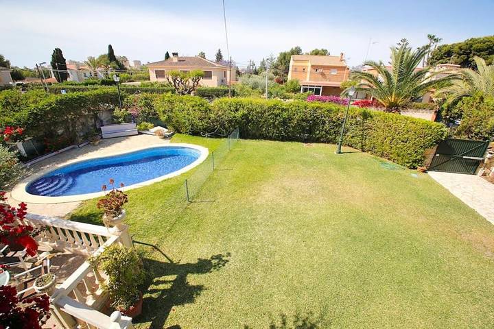 Location de vacances pour 14 personnes, avec Balcon et Jardin ainsi que Piscine et Vue à Sant Joan d'Alacant - 4