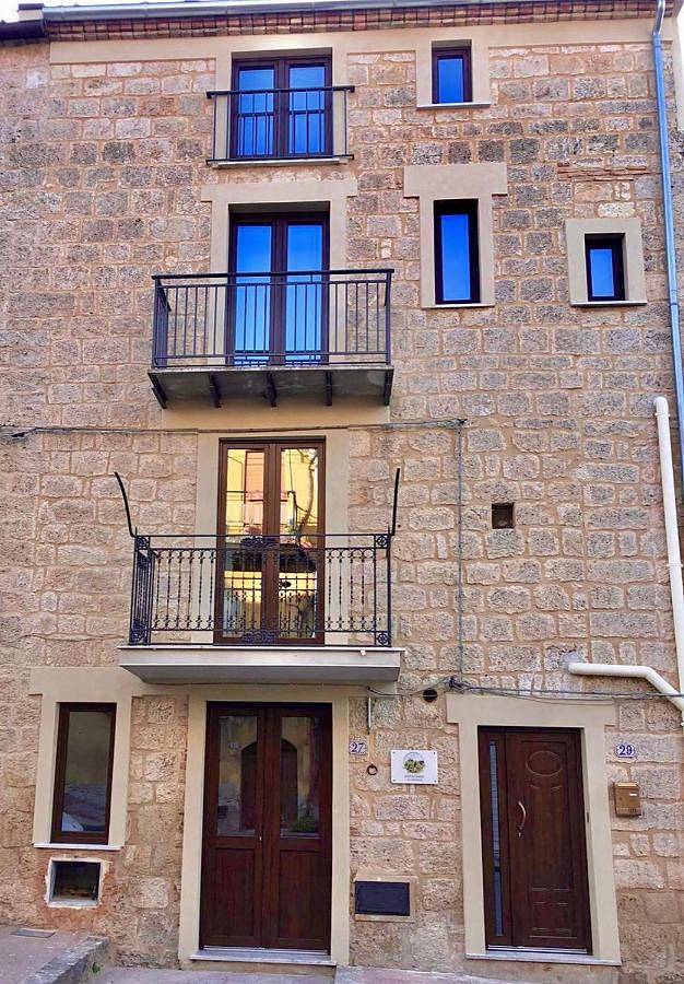 Quadruple Room with Private Bathroom in Petralia Soprana, Provincia di Palermo