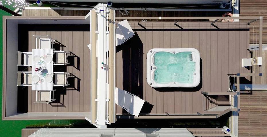 Bateau pour 6 personnes, avec jacuzzi ainsi que balcon et piscine à Misano Adriatico - 3