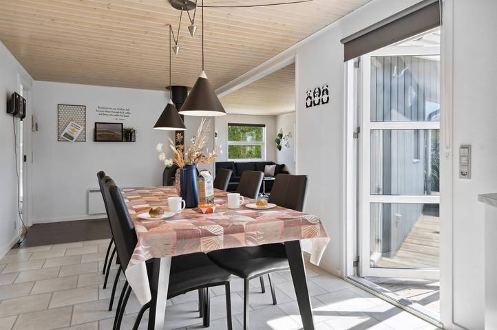 Ferienhaus für 6 Personen, mit Terrasse und Garten sowie Sauna in Flovt Strand - 4