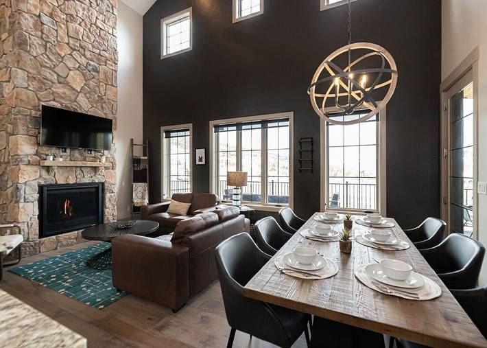 Location de vacances pour 12 personnes, avec balcon et jacuzzi à Granby - 3