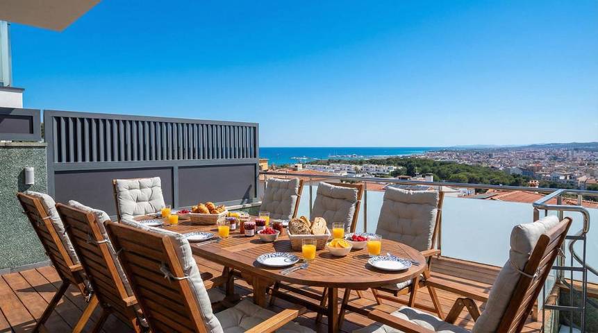 Casa rural para 9 personas, con Balcón y Jacuzzi además de Terraza y Jardín en San Pedro de Ribas