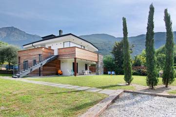 Villa voor 6 Personen in Colico, Provincie Lecco, Afbeelding 1