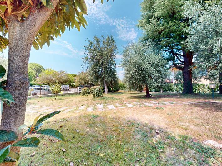 Villa für 6 Personen, mit Balkon und Garten in Sirmione - 3