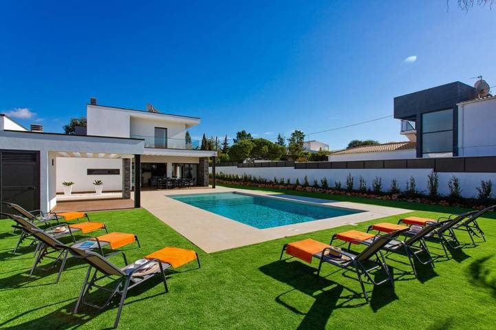 Villa in Albufeira e Olhos de Água, Distrito de Faro