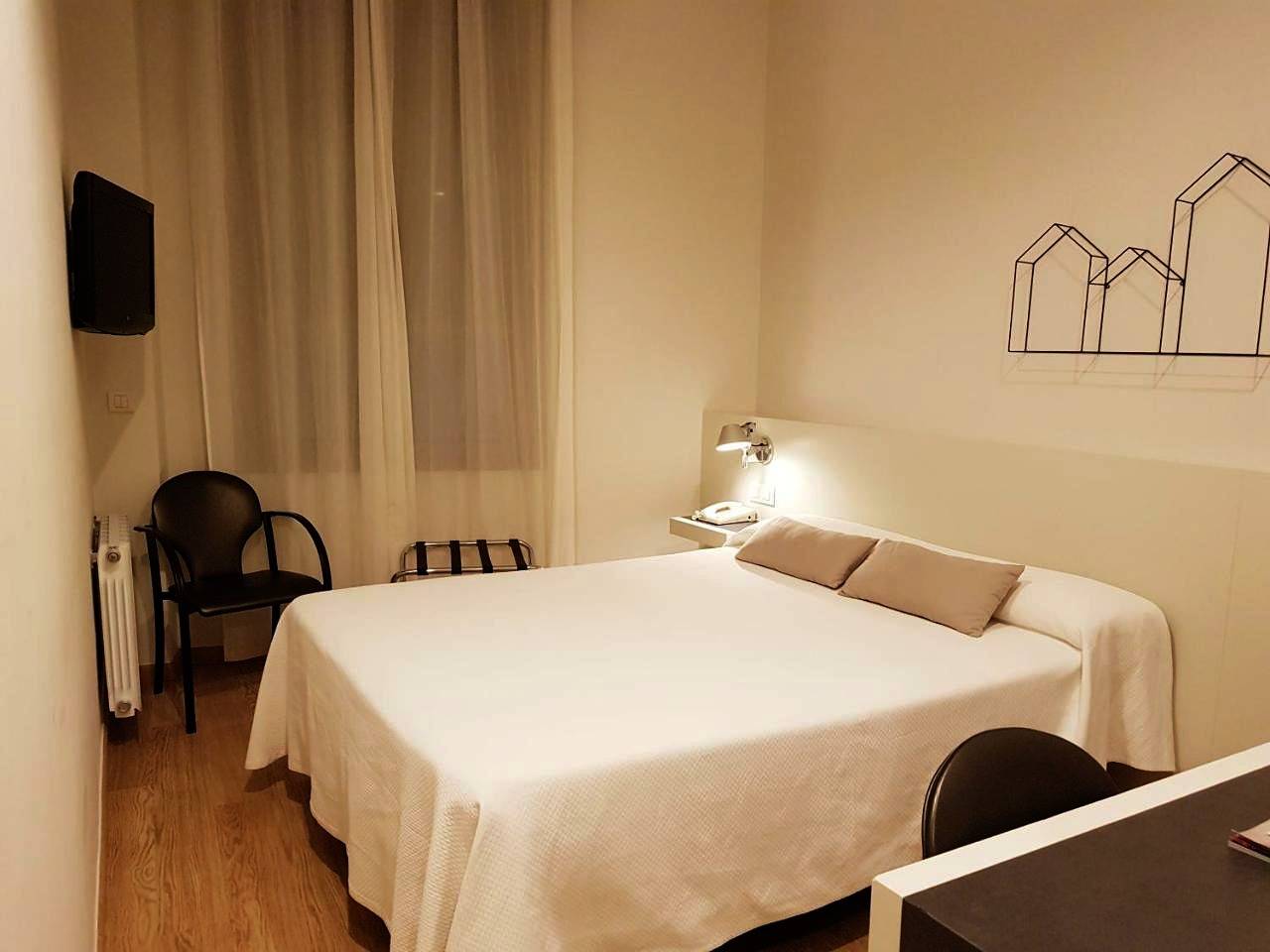 Hotel for 10 people in Girona, Gironès