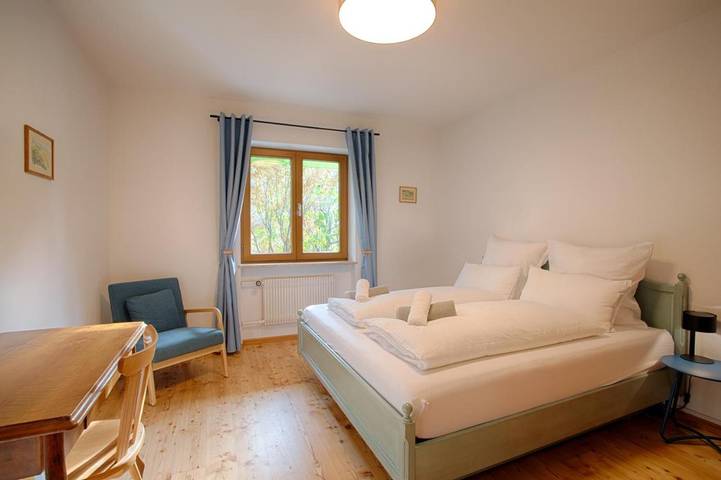 Ferienwohnung für 6 Personen, mit Terrasse und Ausblick in Naturns - 3