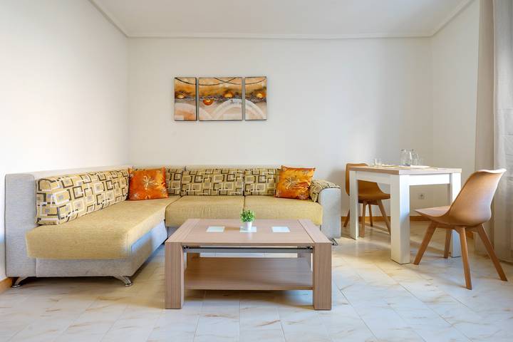 Ganze Wohnung, Ferienwohnung 'El Compromiso' mit Balkon, Wi-Fi und Klimaanlage in Caspe, Saragossa Provinz