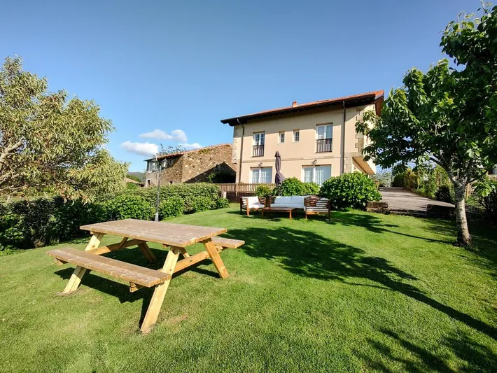 Ferienwohnung für 3 Personen, mit Garten und Ausblick - 1