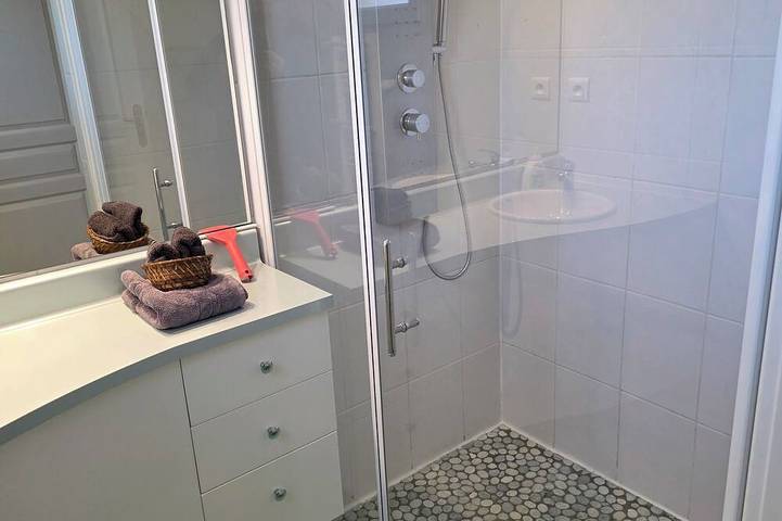 Location de vacances pour 5 personnes, avec jardin à Biganos - 4