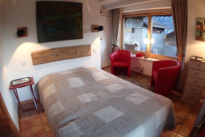 Gîte pour 10 personnes, avec jardin et balcon à Montagny - 2