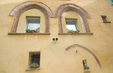 Gîte pour 4 personnes, avec terrasse et vue, animaux acceptés à Barolo