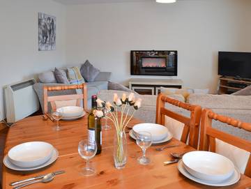 Log Cabin for 6 People in Aviemore, Highlands, Photo 3