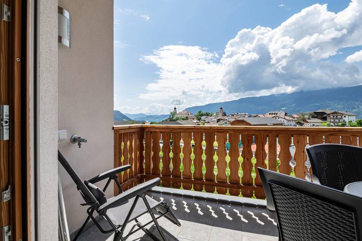 Geheel appartement, Appartement 'Rodererhof Lajen Apt Raschötz' met Bergzicht, Balkon en Wi-Fi in Lajen, Dolomiti Superski
