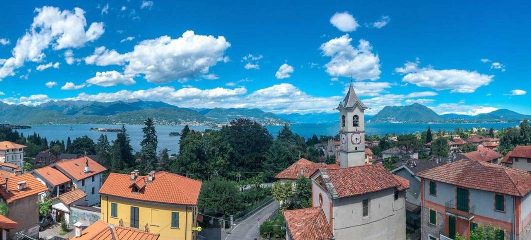 Gîte pour 2 personnes, avec vue ainsi que terrasse et vue sur le lac dans Stresa - 4