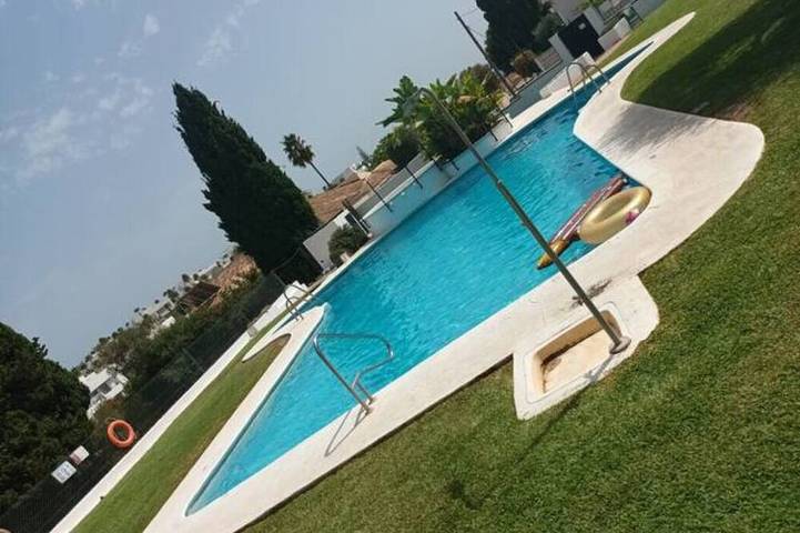 Villa for 6 people, with pool and hot tub in Marbella