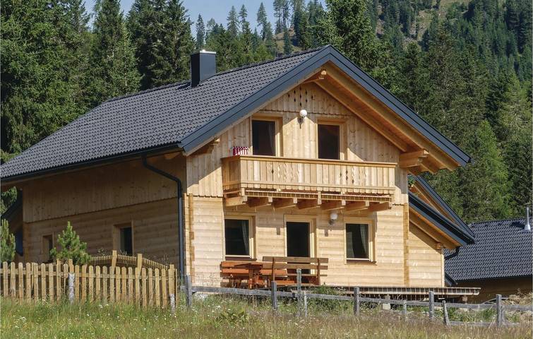 Ferienhaus für 6 Personen, mit Terrasse und Garten
