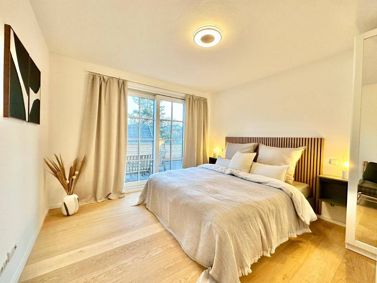 Ganze Wohnung, Two-Bedroom Apartment with Balcony in Breitbrunn am Ammersee, Herrsching