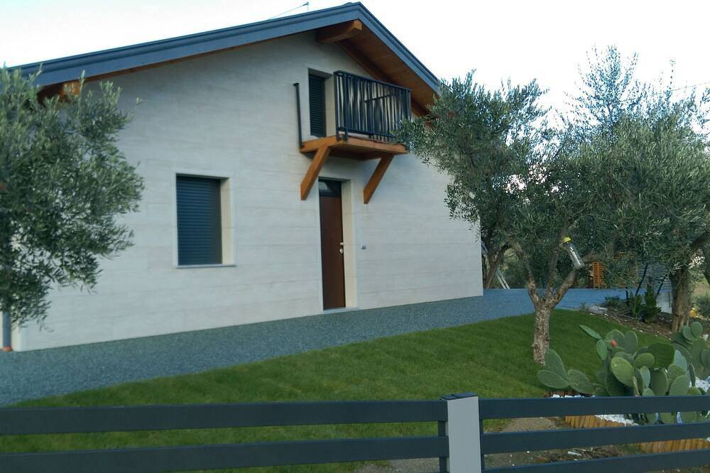 Geheel appartement, Vacation House with Large Garden - Ideal for Children in Ariano Irpino, Provincie Avellino