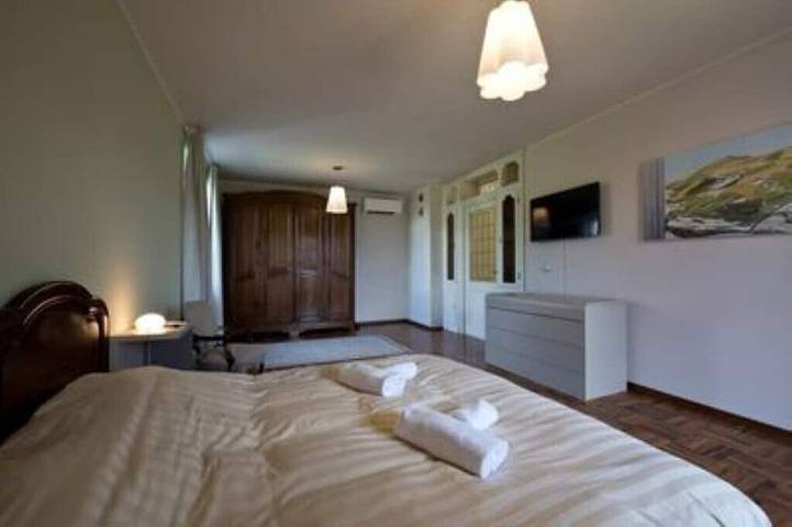 Villa für 12 Personen, mit Garten und Balkon in Alba - 2