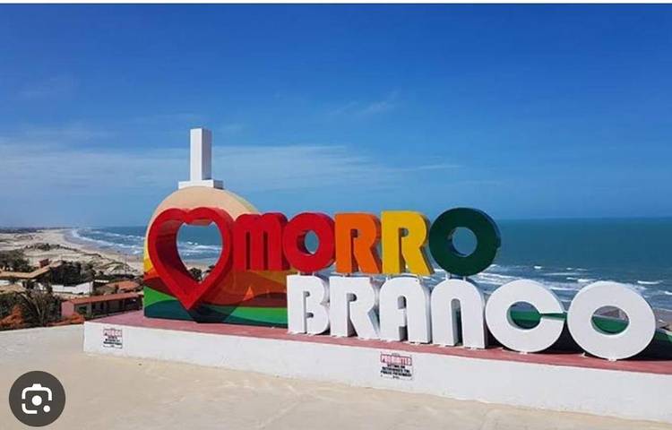 Casas e apartamentos de temporada para 4 pessoas, com vista e balcão em Beberibe