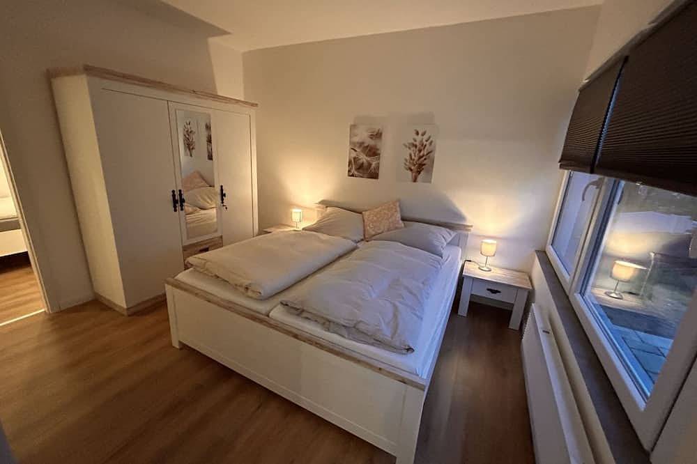 Renoviertes Haus in Husen mit Terrasse und Sauna in Lichtenau, Teutoburger Wald