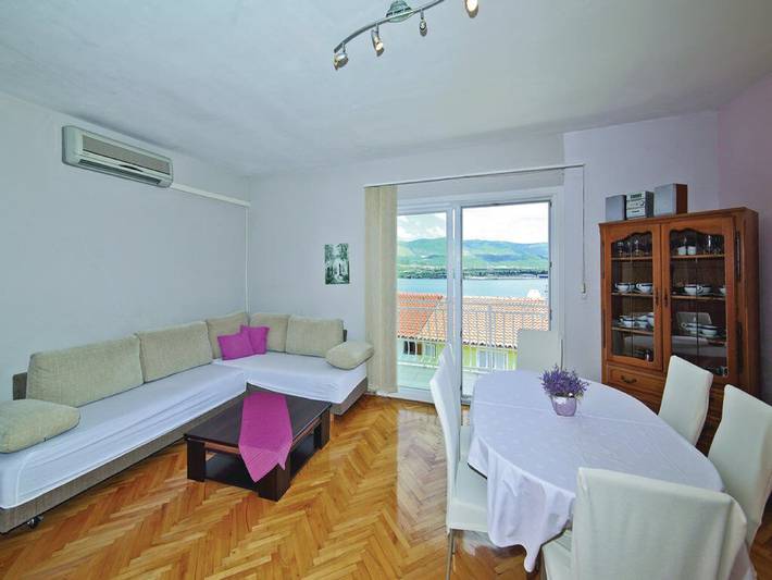 Gîte pour 6 personnes, avec balcon à Trogir - 2