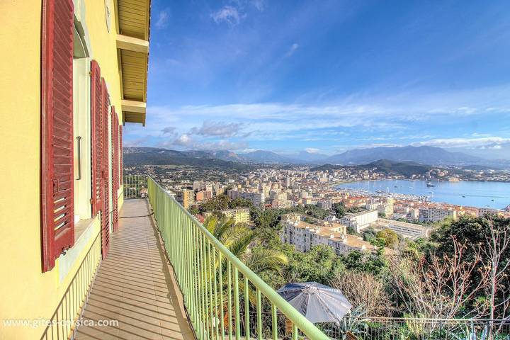Gîte für 10 Personen, mit Balkon und Terrasse sowie Garten in Ajaccio - 4