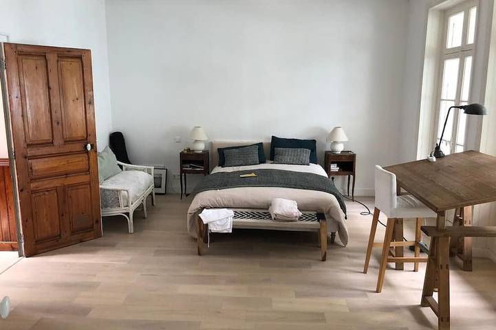 Location de vacances pour 13 personnes, avec jardin et terrasse dans Plage de la Clère - 2