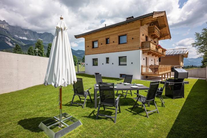 Hütte für 10 Personen, mit Balkon und Terrasse sowie Whirlpool und Garten in Going am Wilden Kaiser