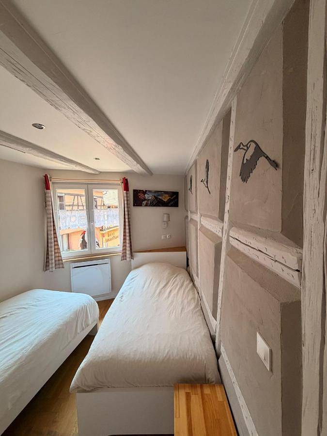 Location de vacances pour 6 personnes, avec vue et terrasse, adapté aux familles à Kientzheim - 3