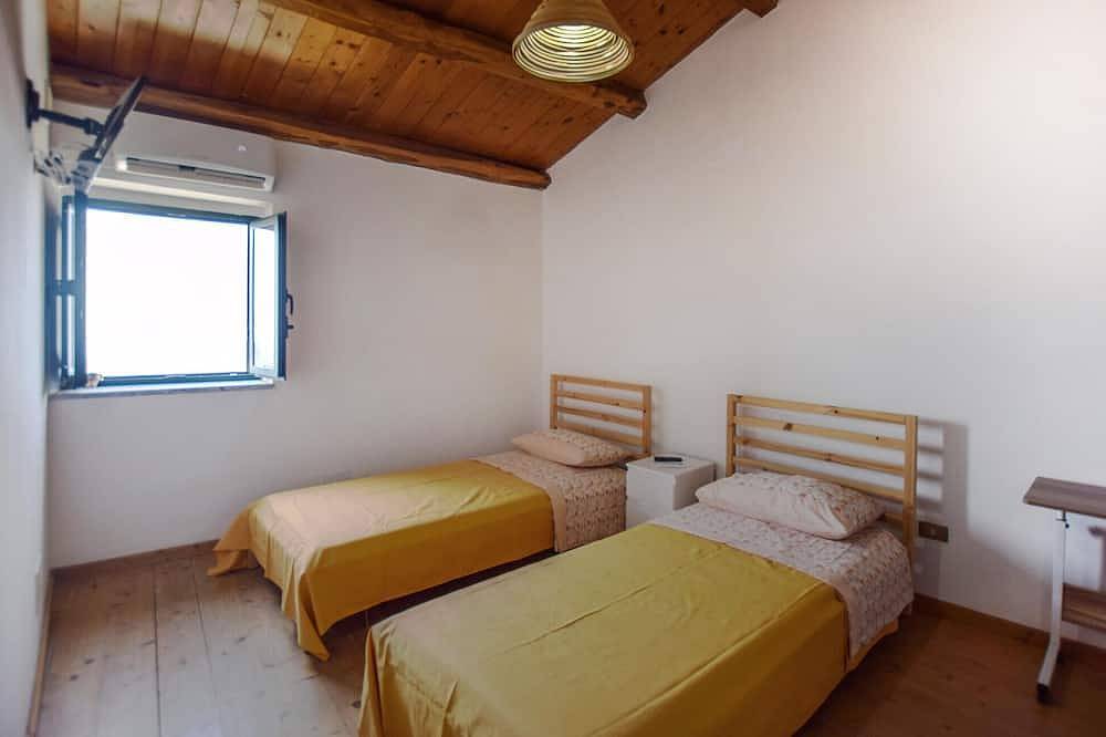 Awesome home in Motta San Giovanni in Motta San Giovanni, Reggio Calabria Province
