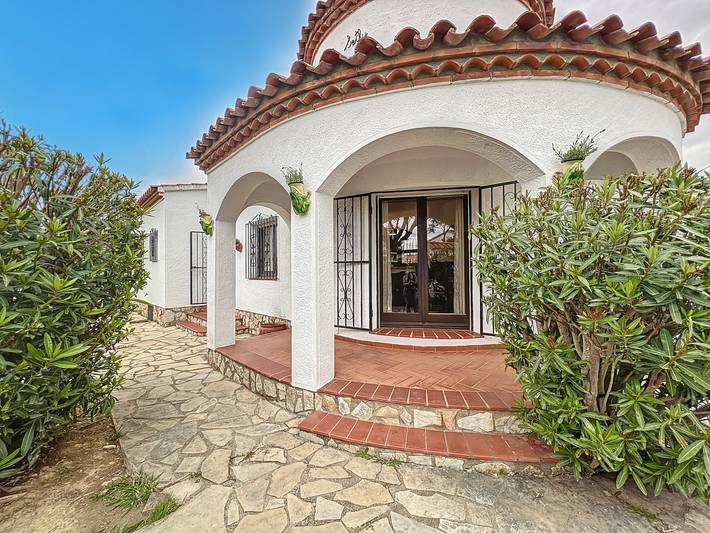 Finca für 6 Personen, mit Garten, mit Haustier in Empuriabrava - 2