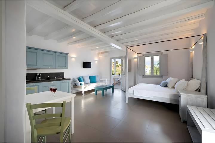 Location de vacances pour 2 personnes, avec balcon et jardin dans Milos - 2