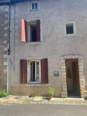 Location de vacances pour 8 personnes, avec jardin dans Vignory