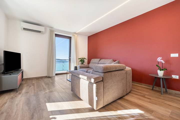 Ferienwohnung für 4 Personen, mit Balkon und Garten sowie Seeblick in Tignale - 3