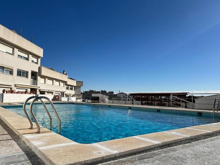Apartamento de vacaciones para 5 personas, con balcón y piscina - 1