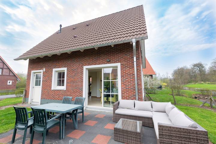 Ferienhaus für 4 Personen, mit Balkon/Terrasse und Terrasse sowie Garten und Kinderpool in Landkreis Grafschaft Bentheim