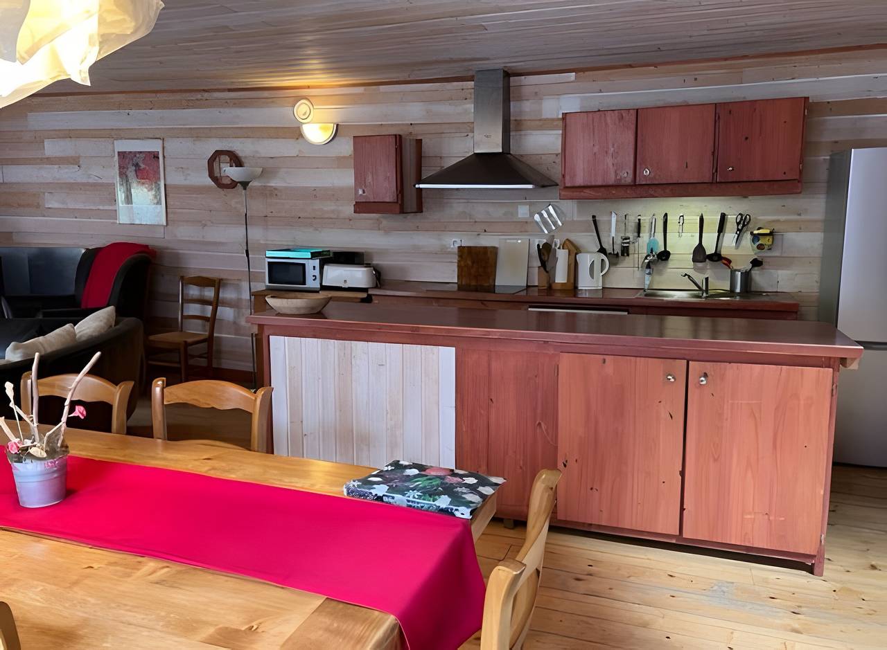 Chalet 'Station Les Rousses' con terraza privada y Wifi in Lamoura, Parc naturel régional du Haut-Jura