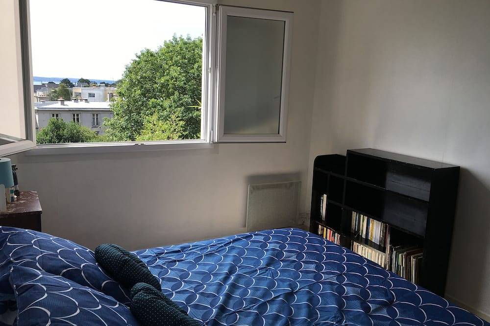 Entire apartment, \"La Vigie\" view on Brest Sea in Brest, Brest region