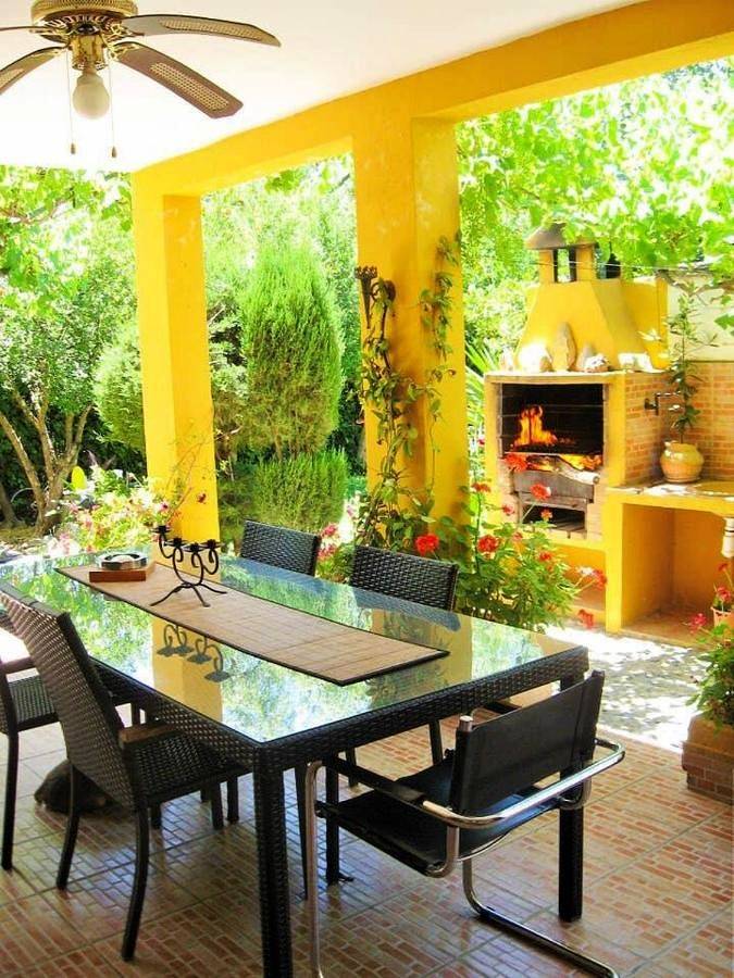 Apartamento para 6 personas, con Balcón y Terraza además de Jardín y Piscina en Teba