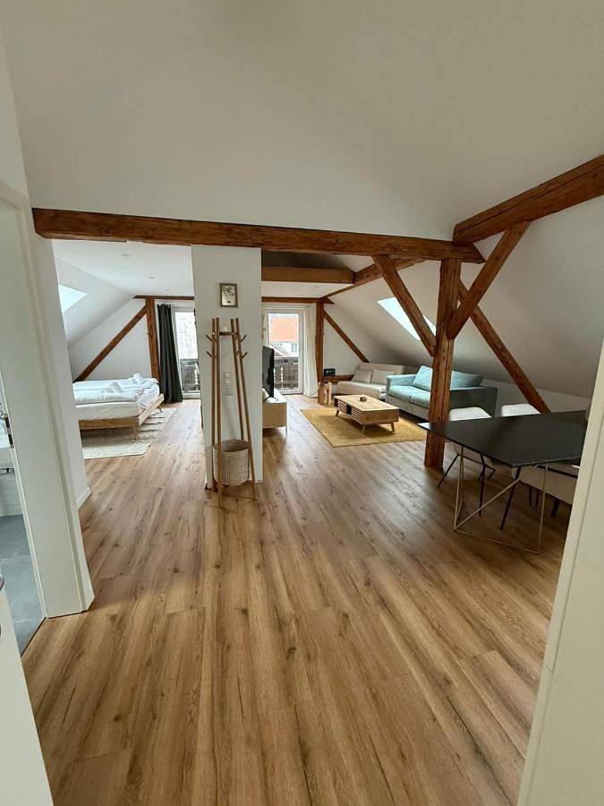 Ferienwohnung für 4 Personen, mit Balkon und Terrasse sowie Garten und Sauna